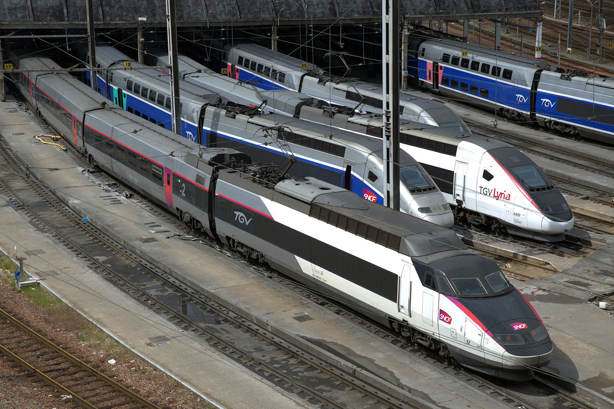 TGV 12