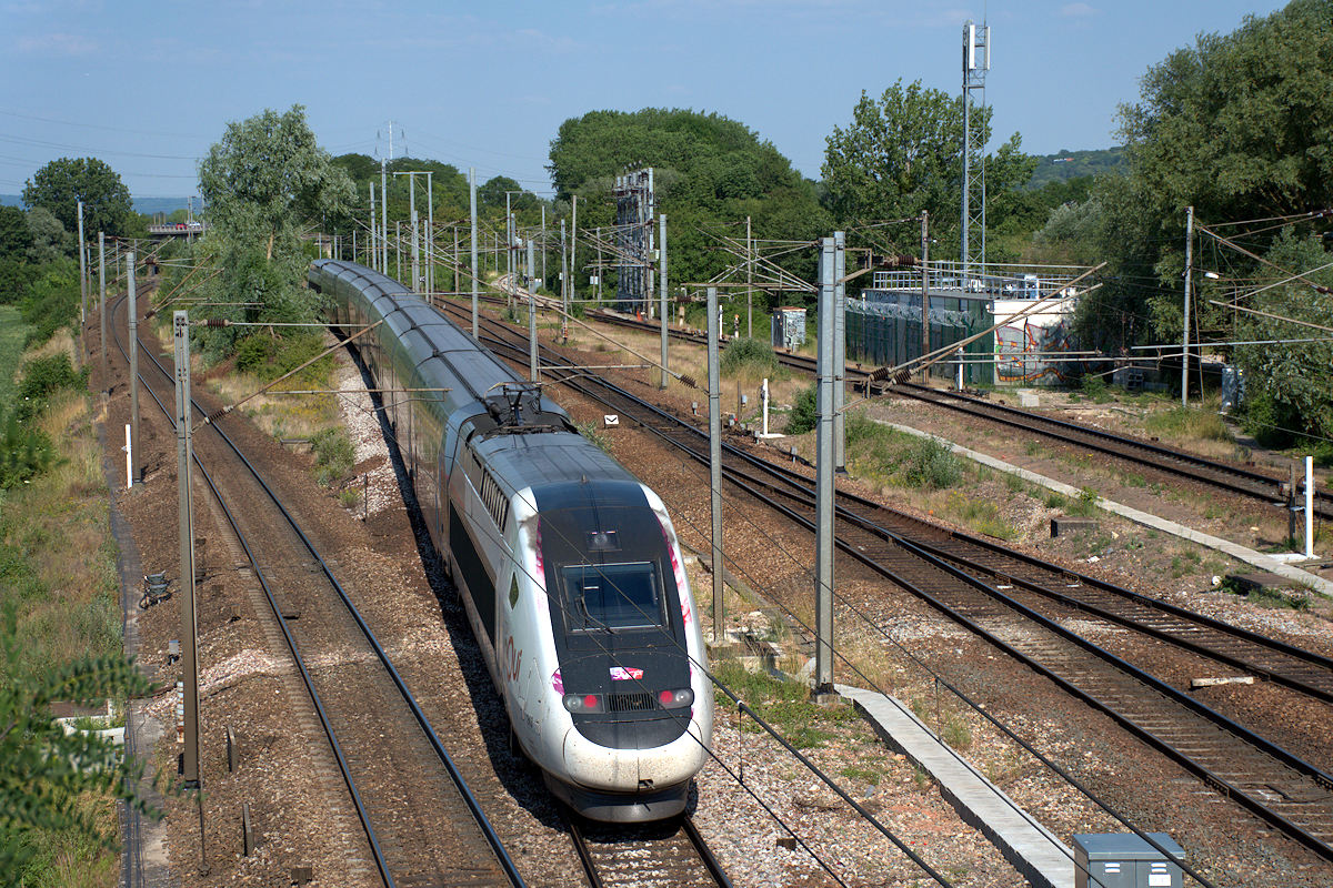TGV 243