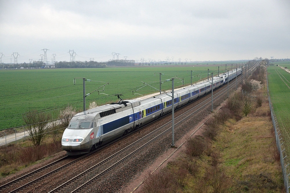TGV 5065 MARSEILLE-SAINT-CHARLES - LILLE-EUROPE / TGV 9855 MARSEILLE-SAINT-CHARLES - BRUXELLES-MIDI