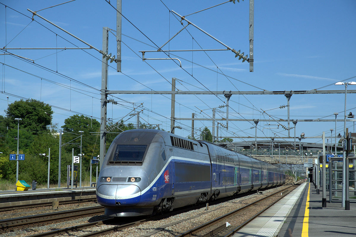 TGV 4704