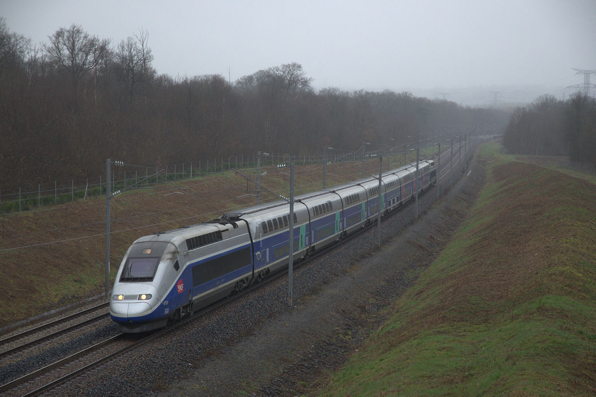TGV 4705