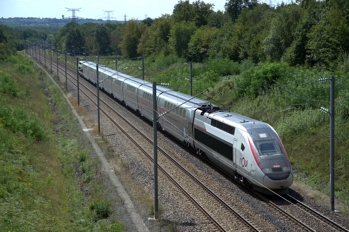 TGV 4717