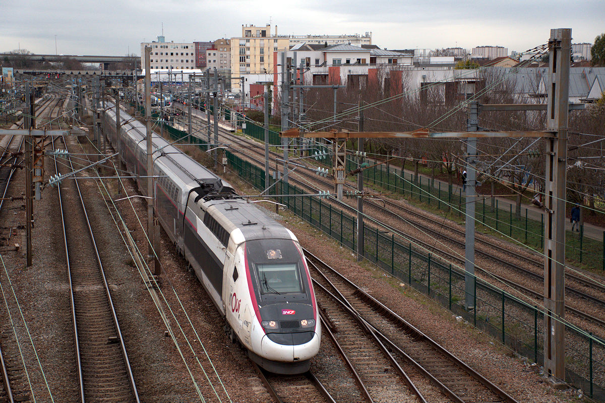 TGV 4705