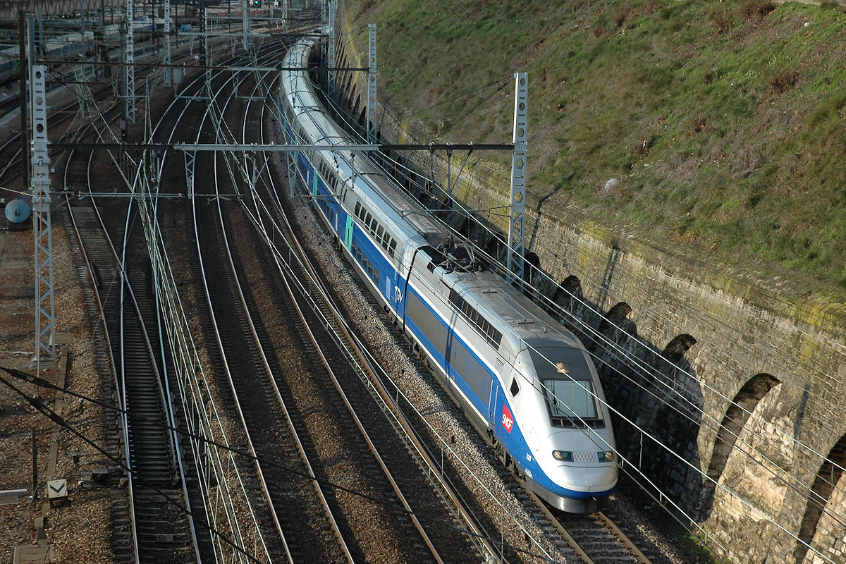 TGV 723 + TGV 281