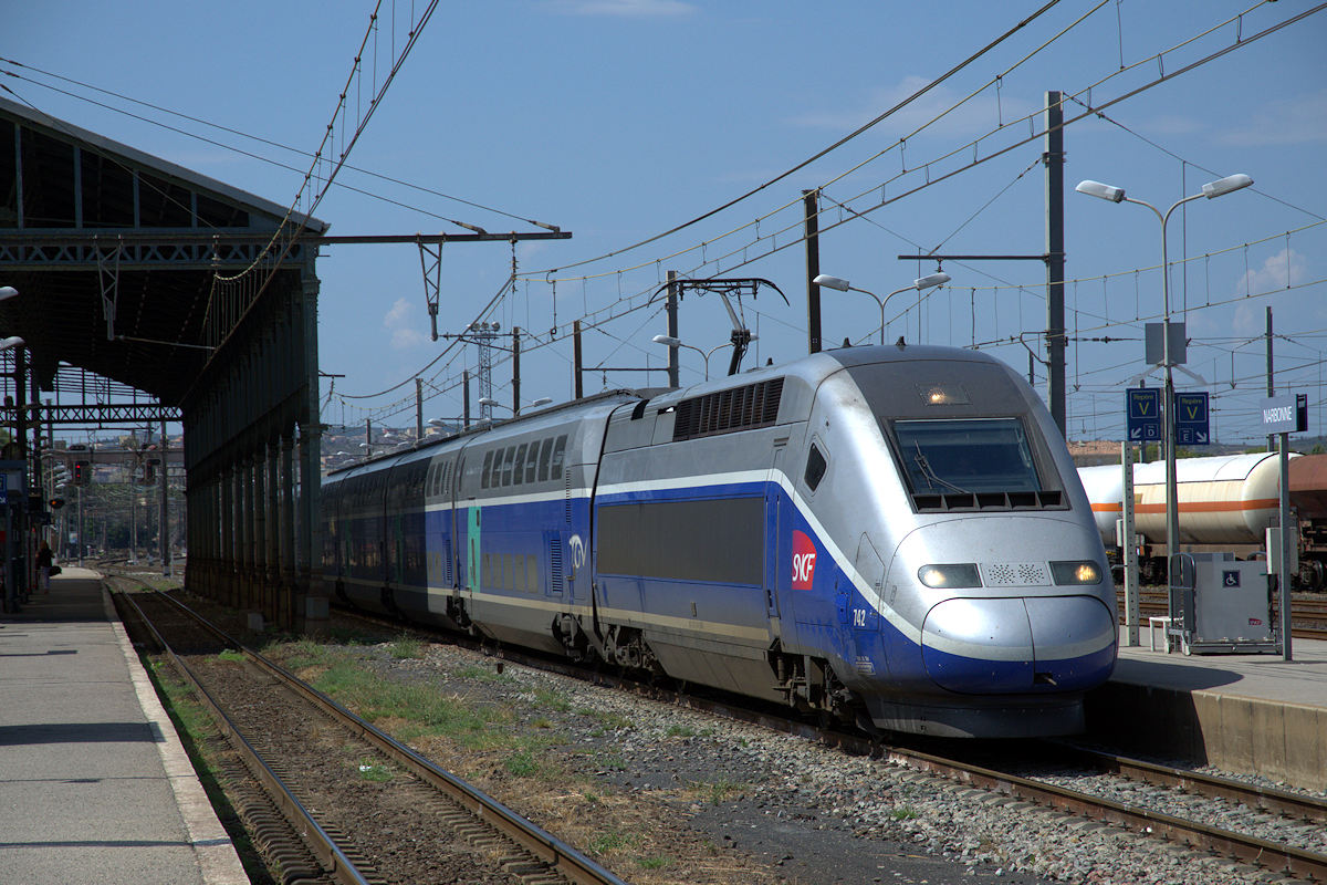 TGV 742
