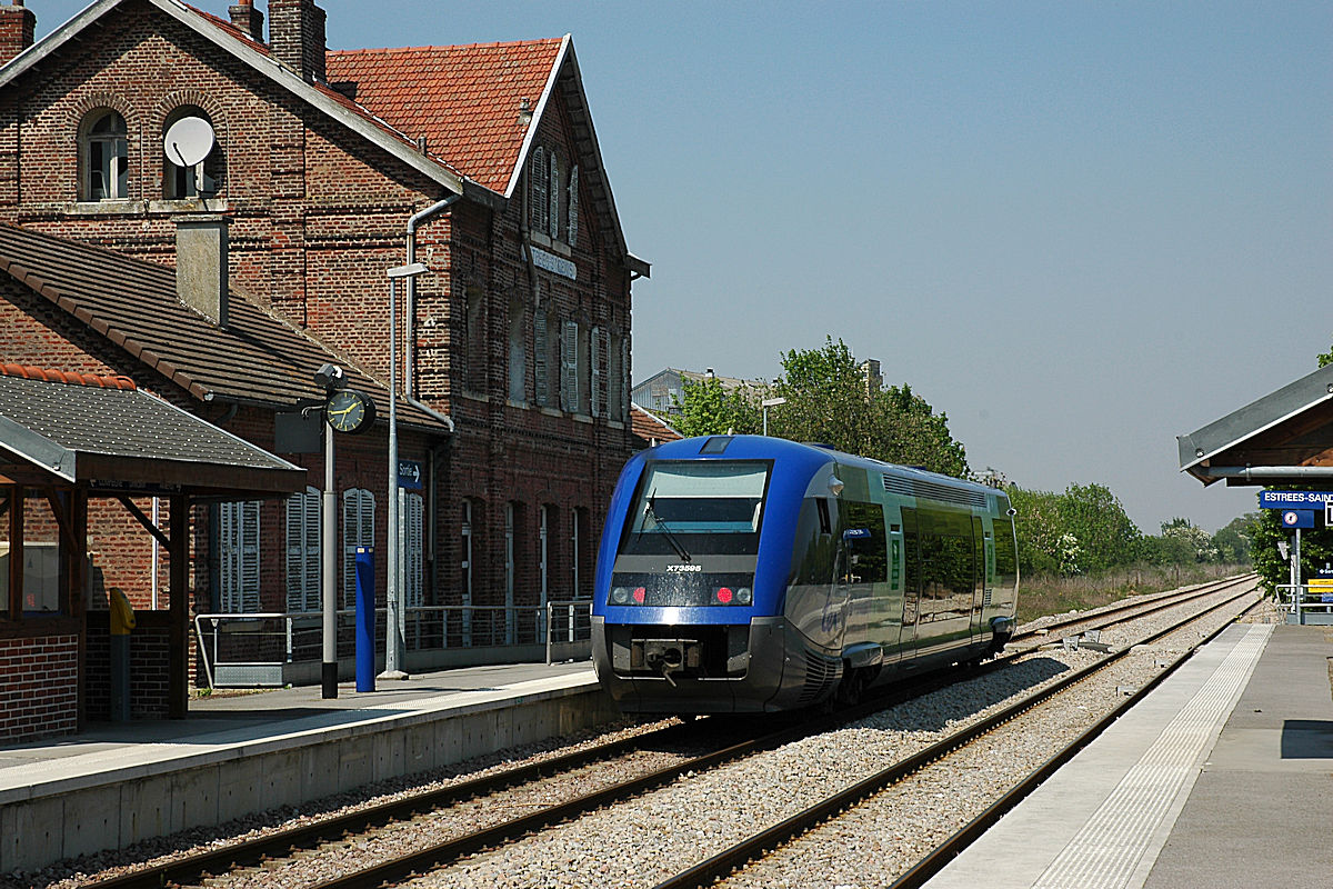 Ligne Ormoy-Villers – Boves  • Gare d'Estrées-Saint-Denis