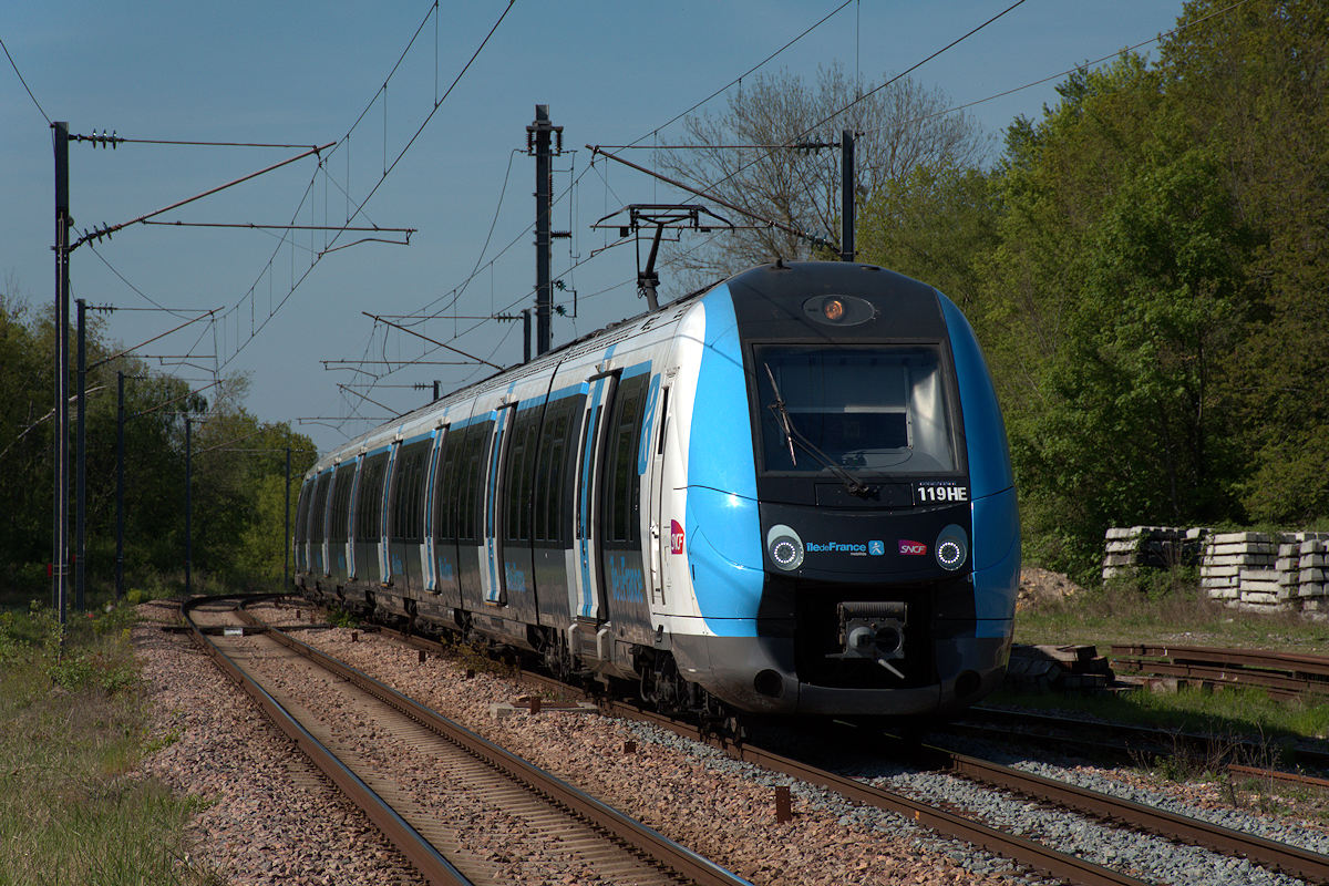 Z 50237/Z 50238 119HE • TRANSILIEN PITU COULOMMIERS > PARIS-EST