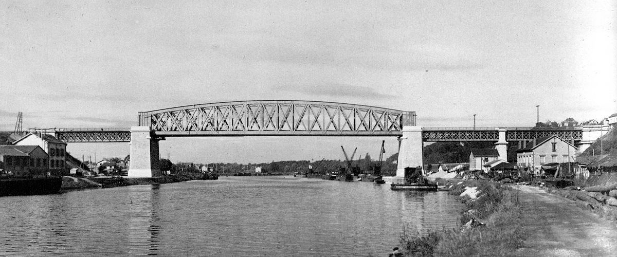 PONT EIFFEL - RECONSTRUCTION DE 1942