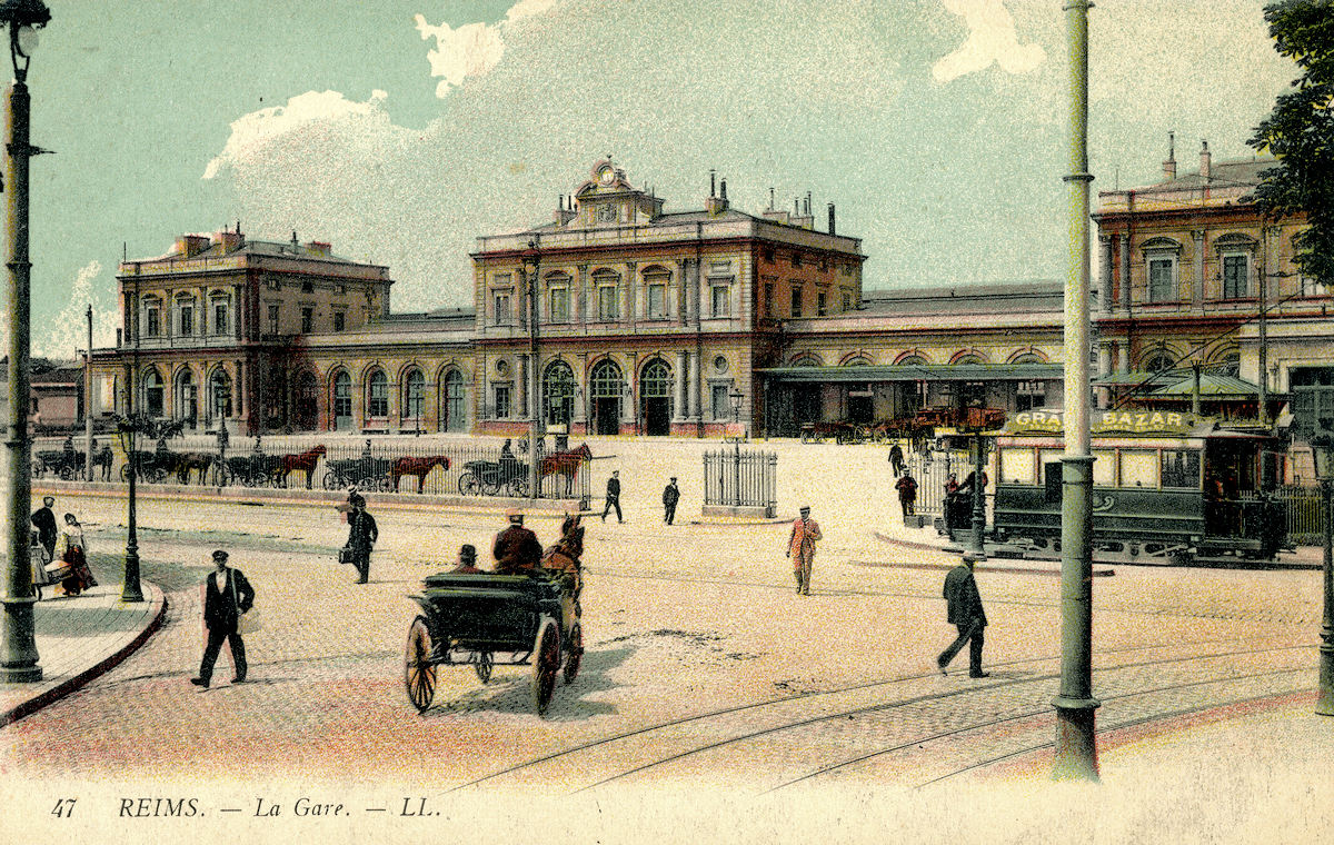 REIMS • BÂTIMENT VOYAGEURS