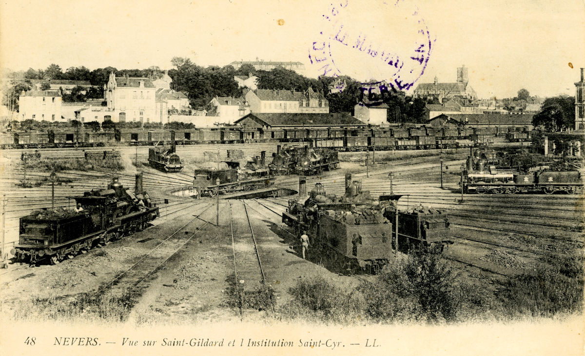 LA GARE P.-L.-M. DE NEVERS