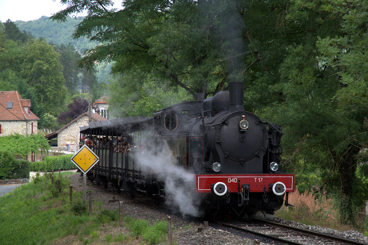 040 T 17 - CHEMIN DE FER TOURISTIQUE DU HAUT-QUERCY