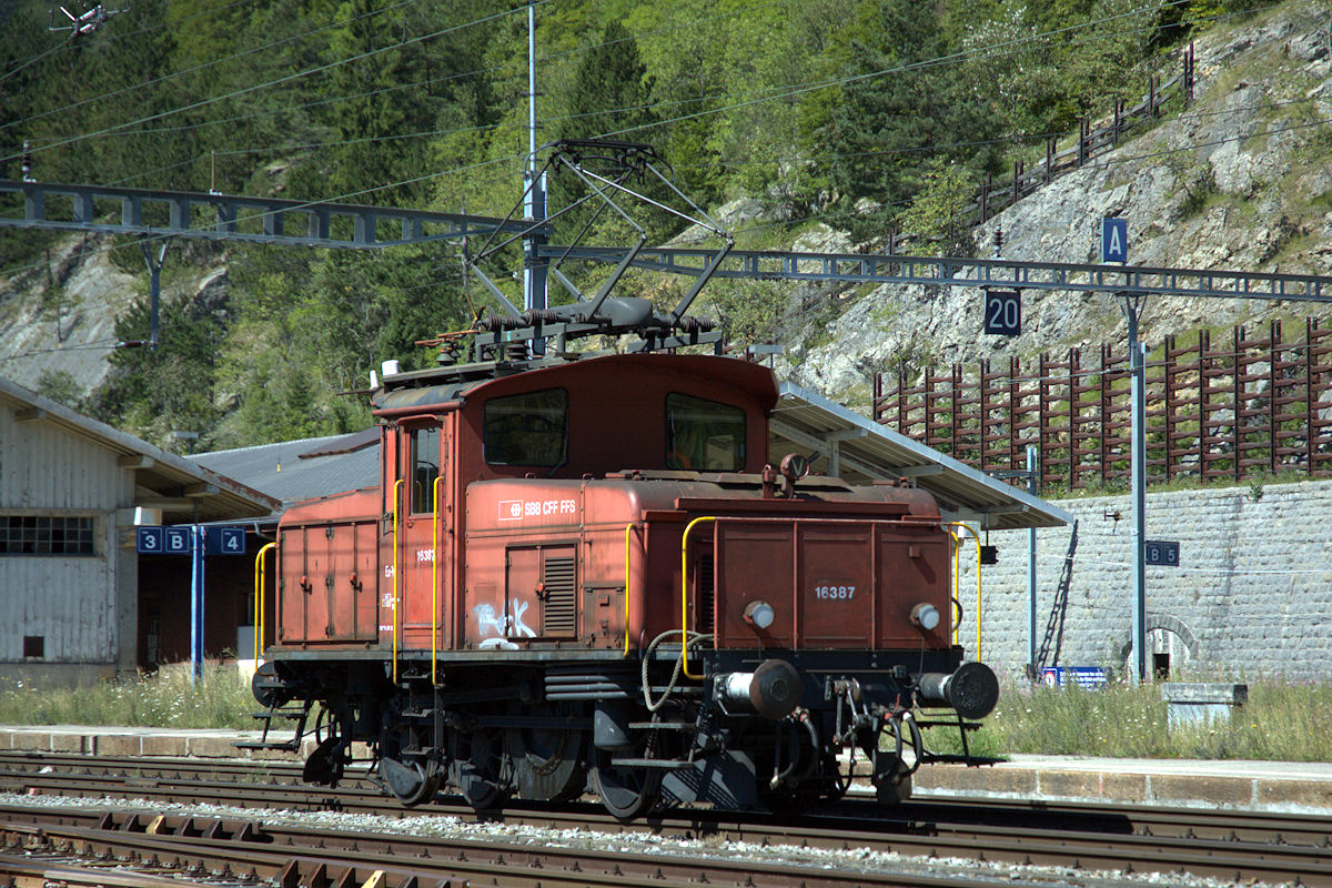 Ee 3/3 16387