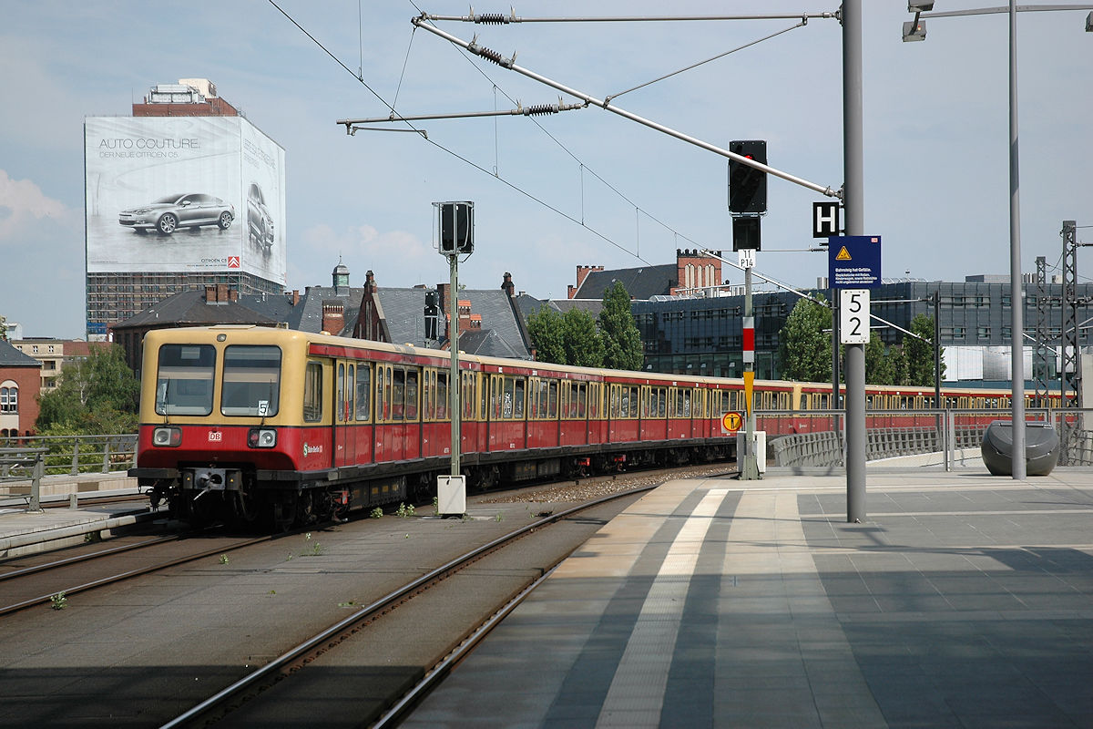 S-BAHN CLASS 485