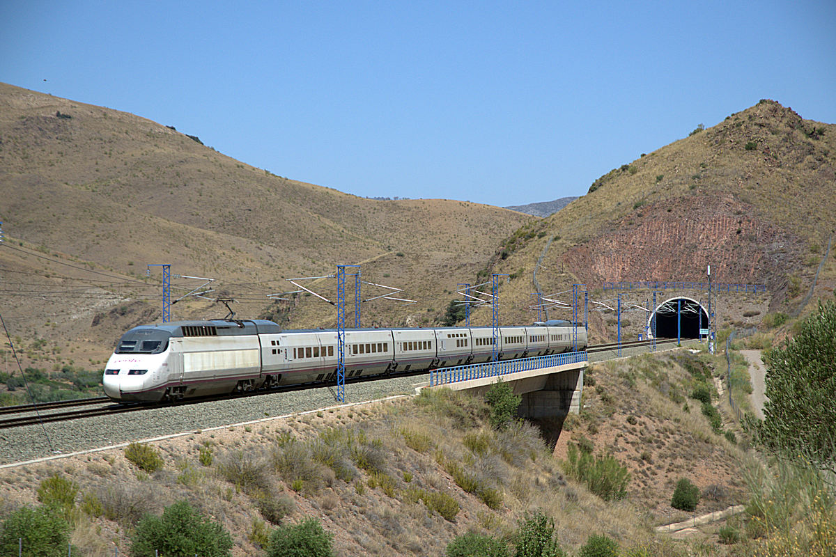 RENFE SÉRIE 100 F RAME 23