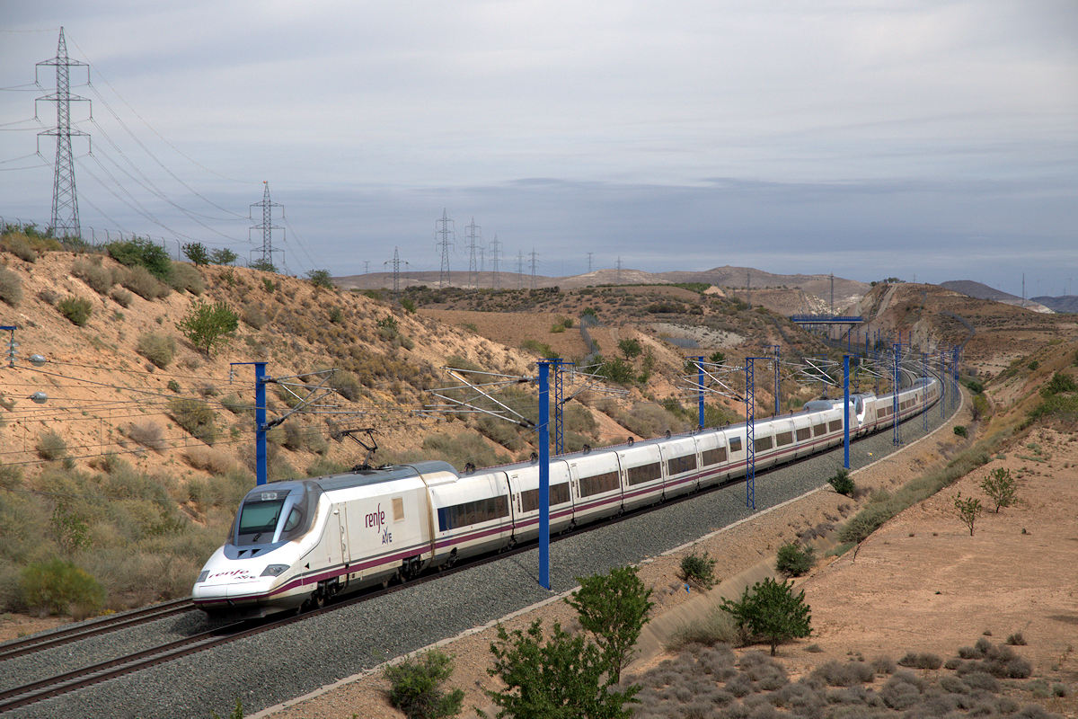 RENFE SÉRIE 102-112