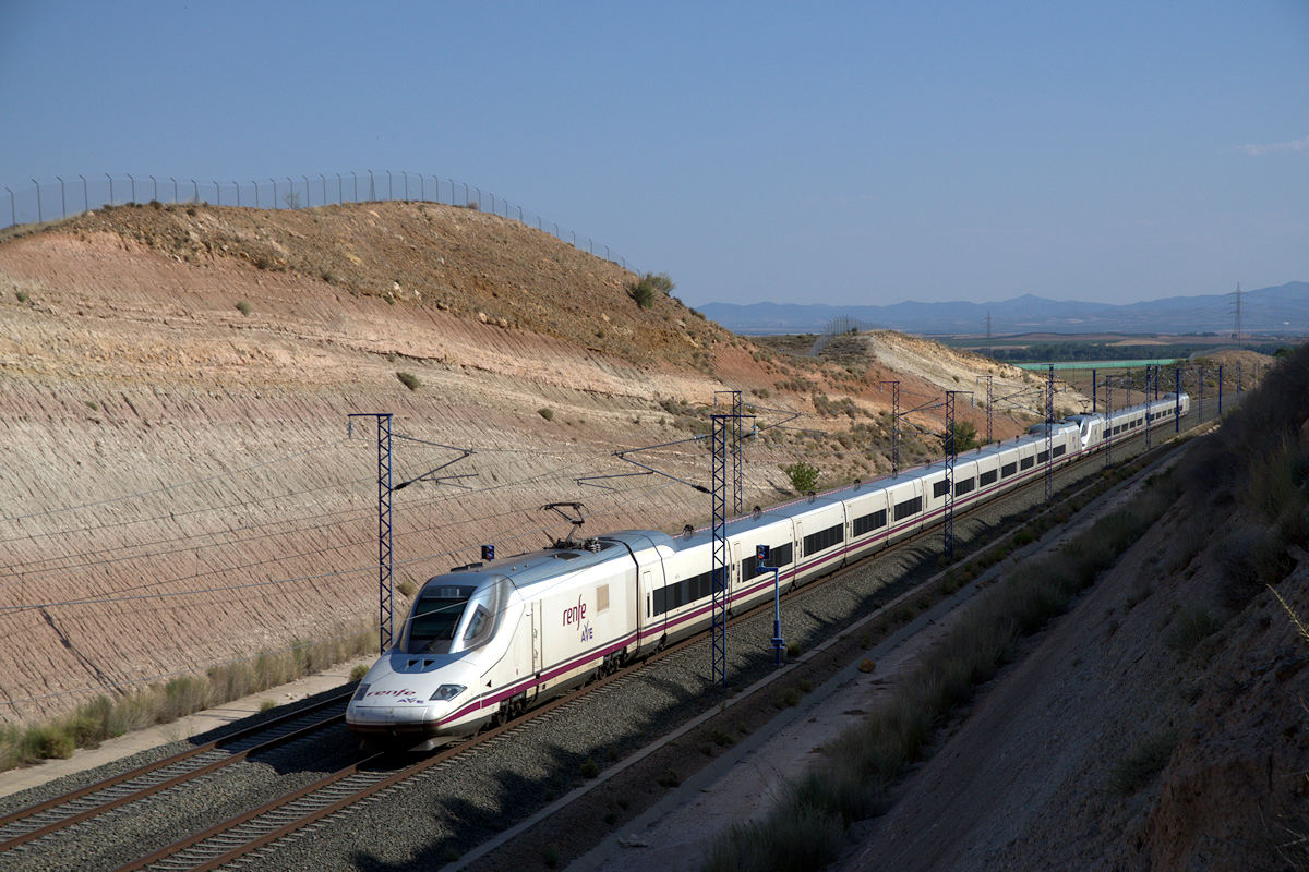 RENFE SÉRIE 102-112