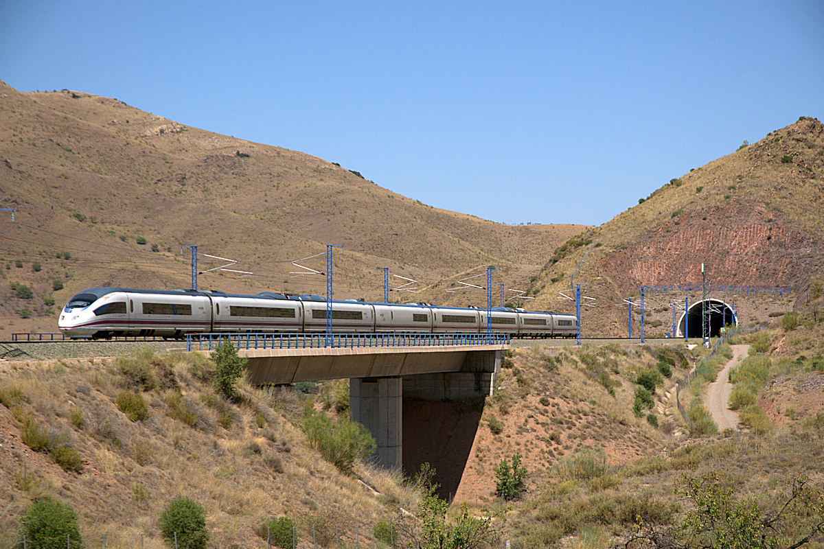 RENFE SÉRIE 103