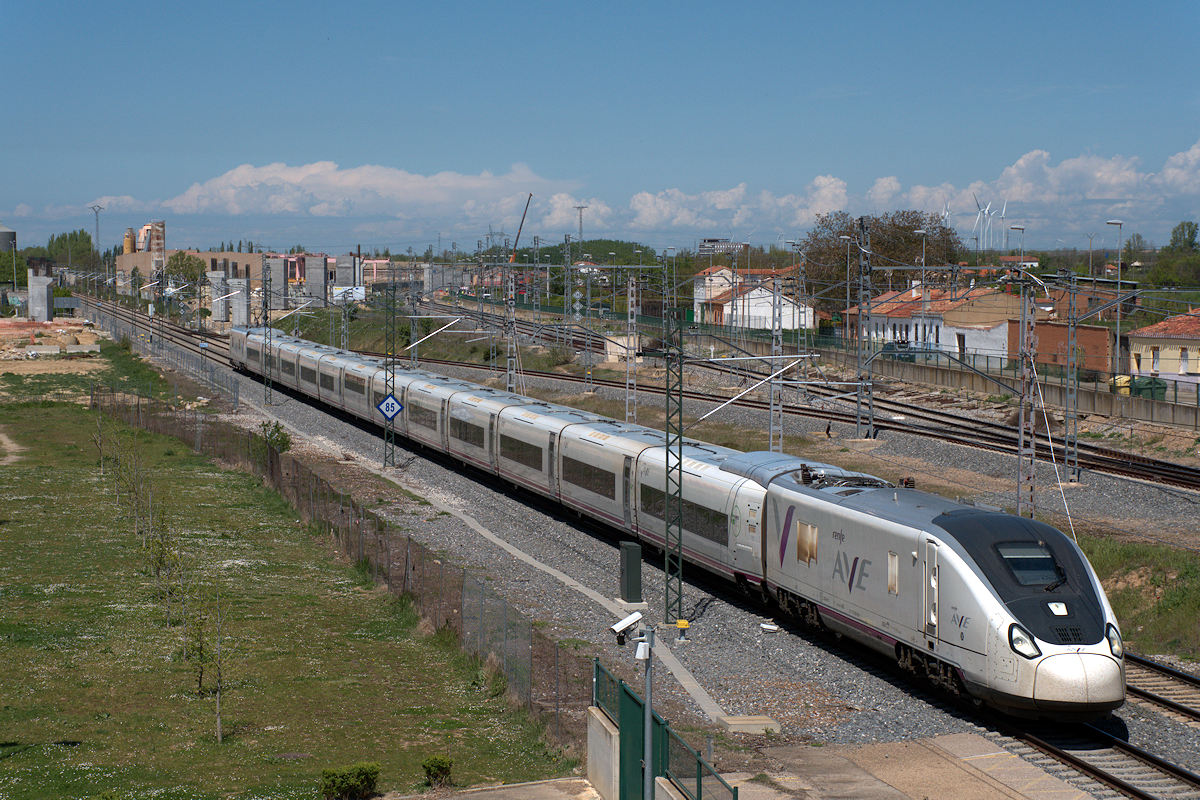 SÉRIE 106 RENFE • RAME 58 • AVE 05750 GIJÓN/XIXÓN > CASTELLÓN/CASTELLÓ