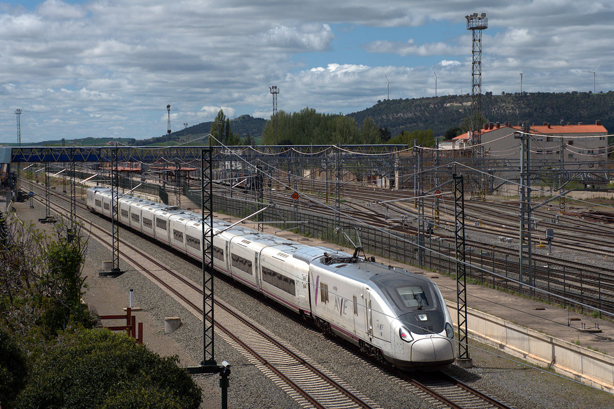 SÉRIE 106 RENFE • AVE 05750 GIJÓN/XIXÓN > CASTELLÓN/CASTELLÒ