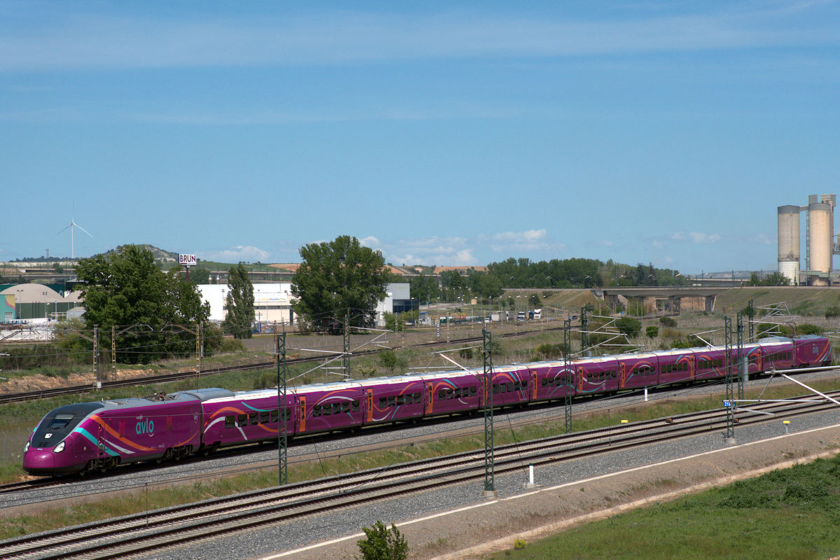 SÉRIE 106 RENFE • AVE 05750 GIJÓN/XIXÓN > CASTELLÓN/CASTELLÒ