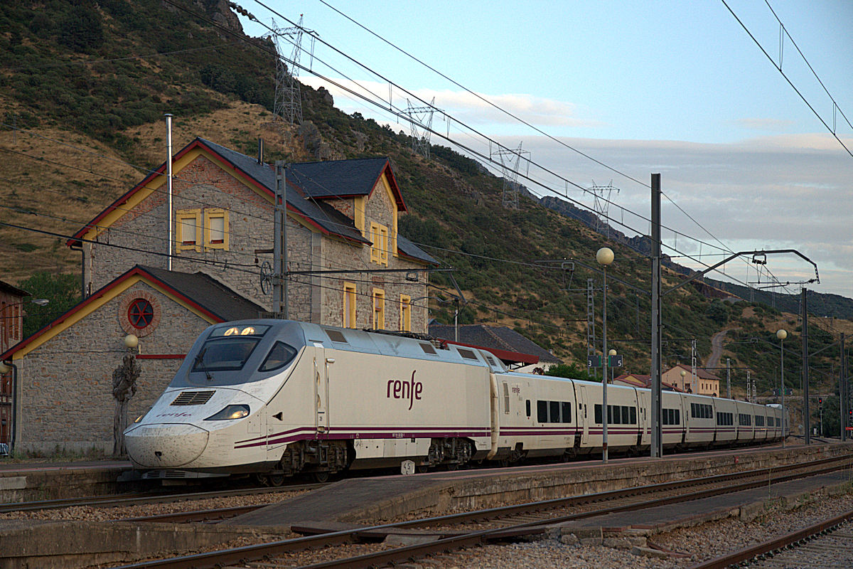 RENFE SÉRIE 130