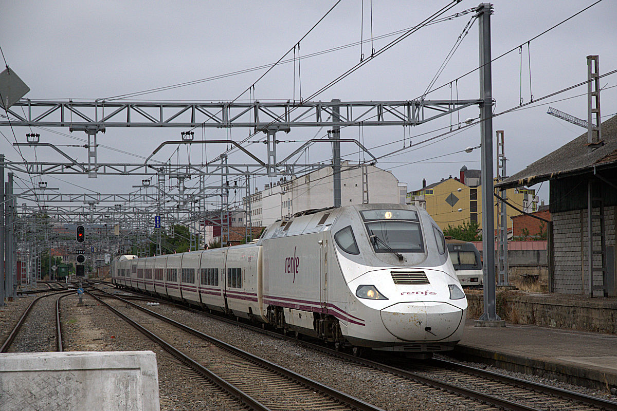 RENFE SÉRIE 130 • 130-015-1