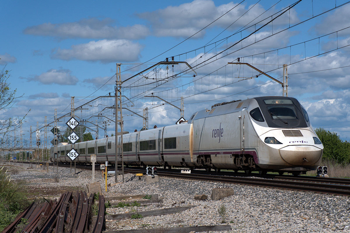 SÉRIE 130 RENFE • RAME 28 • ALVIA 00632 BARCELONA-SANTS > SALAMANCA