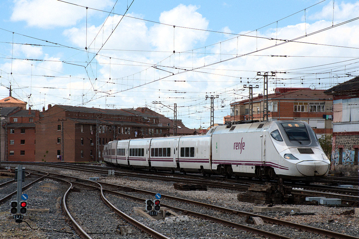 SÉRIE 130 RENFE • ALVIA 00631 SALAMANCA > BARCELONA-SANTS