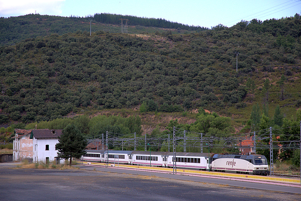 RENFE SÉRIE 252