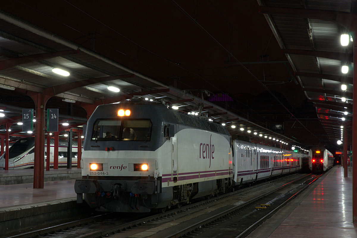 RENFE SÉRIE 252