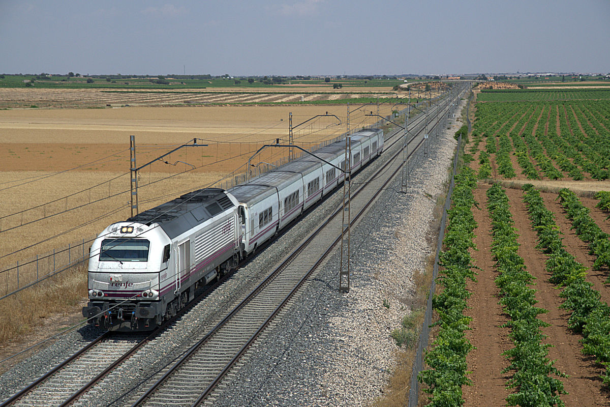 RENFE SÉRIE 334 • 334-013-0