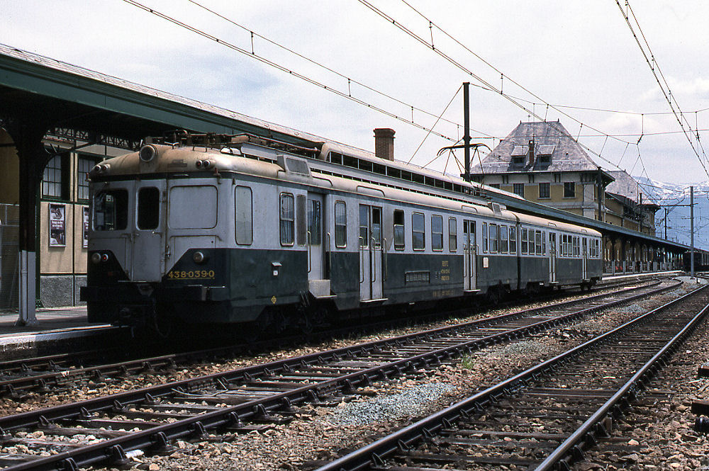 RENFE SÉRIE 438