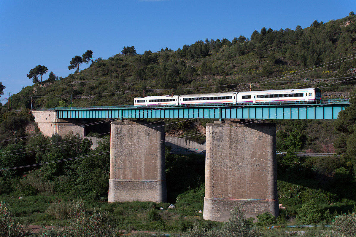 SÉRIE 448 RENFE • REGIONAL 15404 LA PLANA-PICAMOIXONS > TARRAGONA