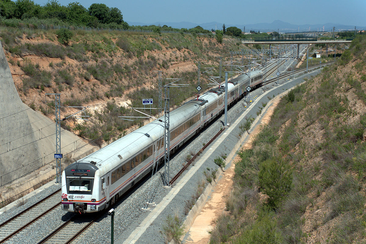 SÉRIE 448 RENFE • REGIONAL EXPRÉS 18260 TORTOSA > BARCELONA-ESTACIÓ DE FRANÇA