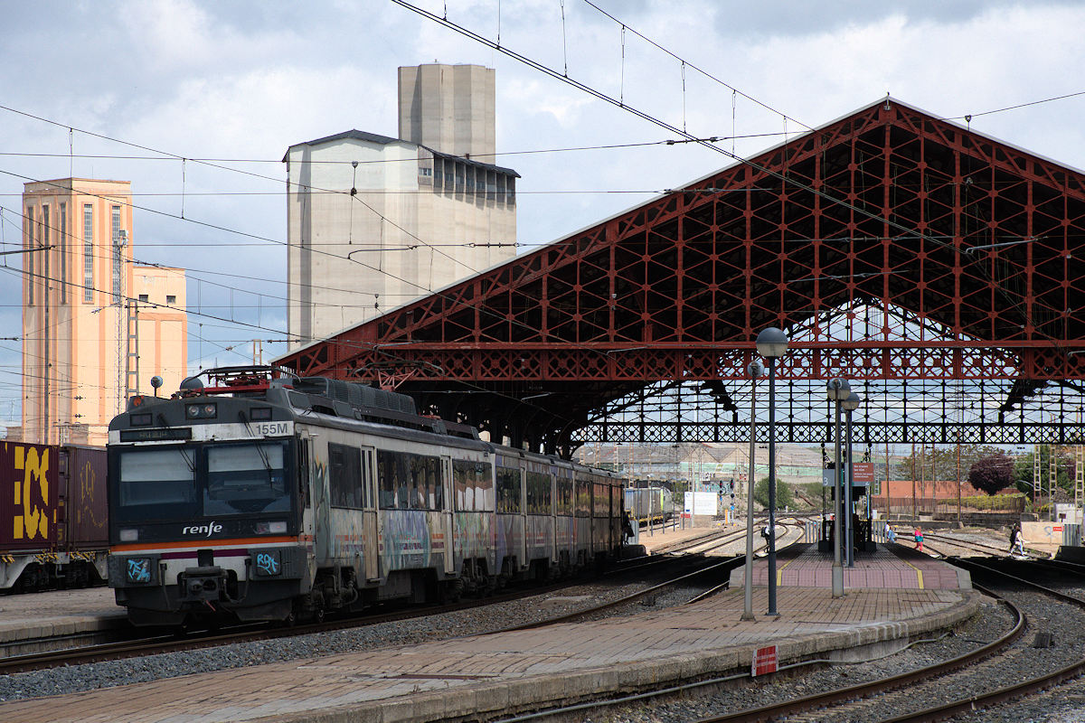 SÉRIE 470 RENFE • REGIONAL EXPRÉS 17218 VALLADOLID CAMPO GRANDE > MADRID-PRÍNCIPE PÍO