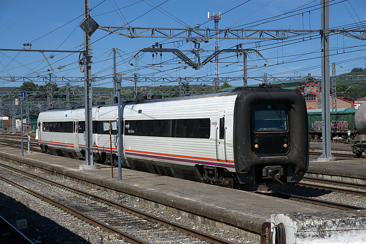 RENFE SÉRIE 594 • 9-594-001-0 + 9-594-501-9