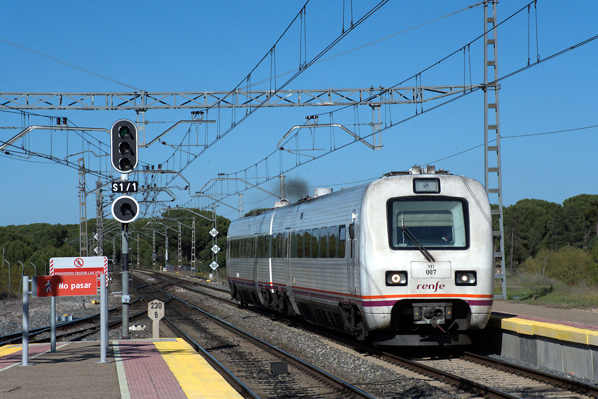 SÉRIE 114 RENFE • REGIONAL EXPRÉS 18322 VALLADOLID > PUEBLA DE SANABRIA