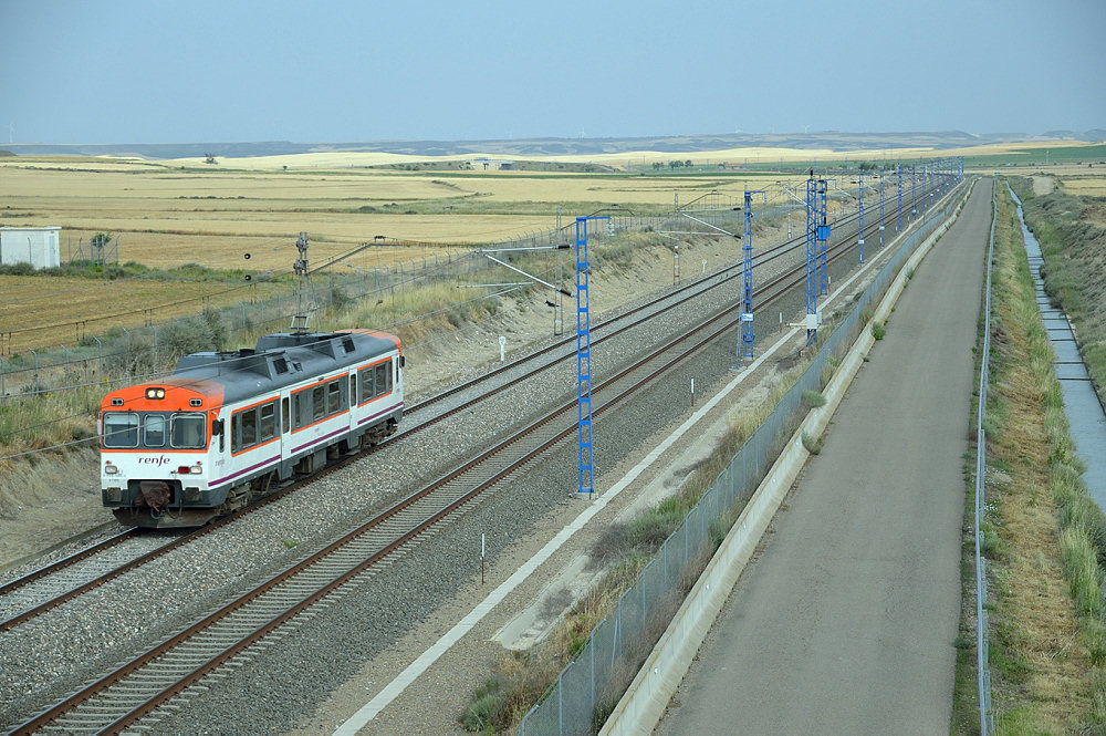 REGIONAL 15640 ZARAGOZA-DELICIAS - CANFRANC