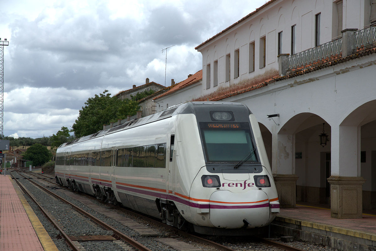 RENFE SÉRIE 598