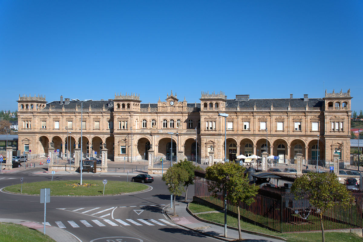 BÂTIMENT VOYAGEURS DE ZAMORA (1927)