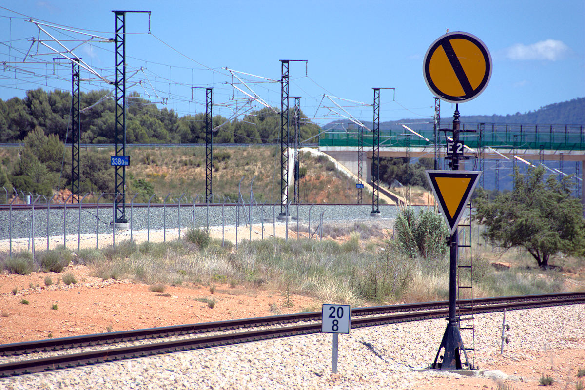 ANCIENNE SIGNALISATION MÉCANIQUE • SIGNAL D'ANNONCE