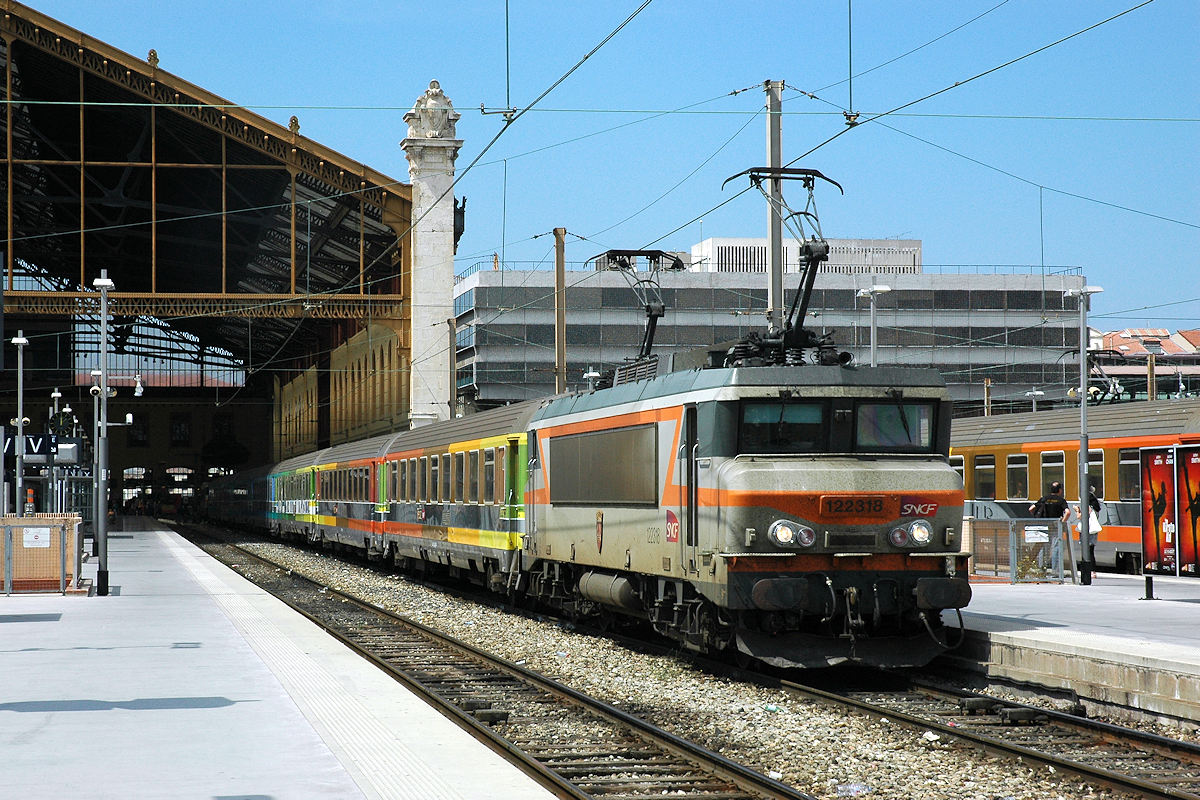 BB 22318 « CARPENTRAS »