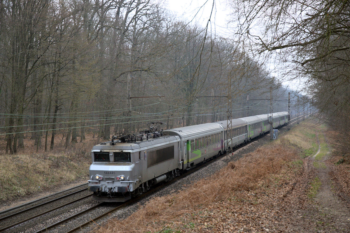 BB 22325 « CHAMPIGNY-SUR-MARNE »