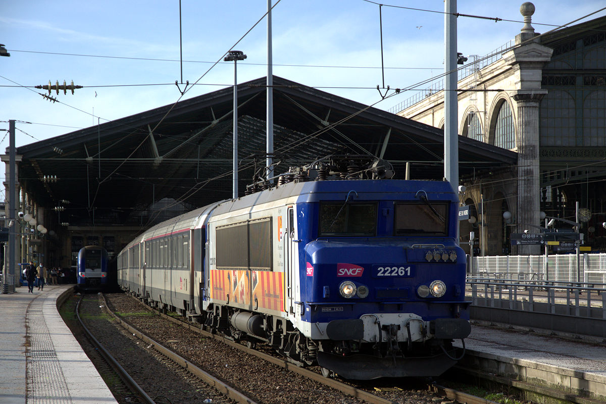 BB 22261 PROVENCE-ALPES-CÔTE D'AZUR