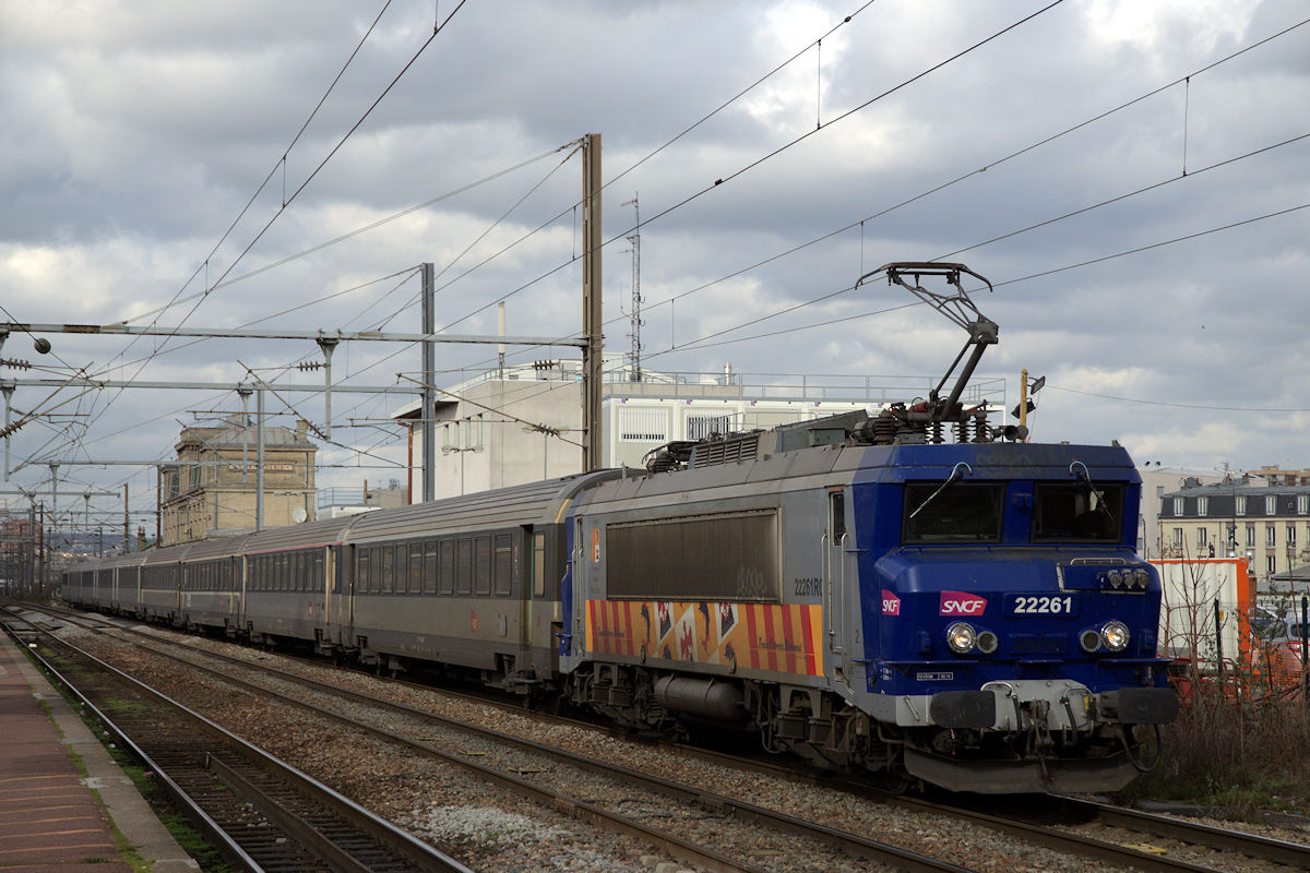BB 22261 PROVENCE-ALPES-CÔTE D'AZUR