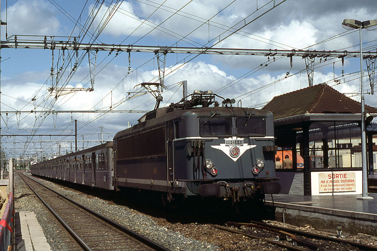 BB 25641