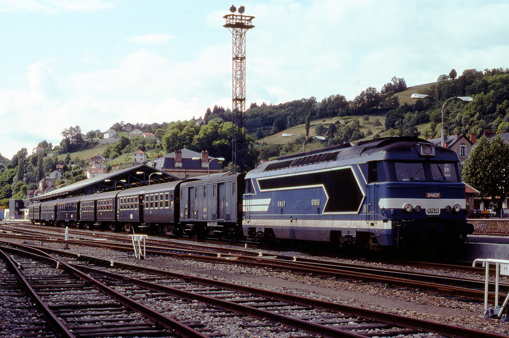 EXPRESS 4542/4543 BORDEAUX-SAINT-JEAN - VICHY