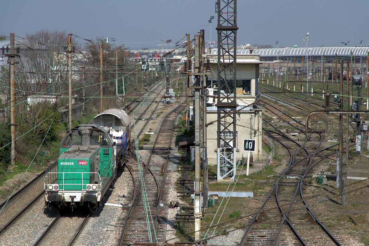 BB 69454 • WAGON-GRUE