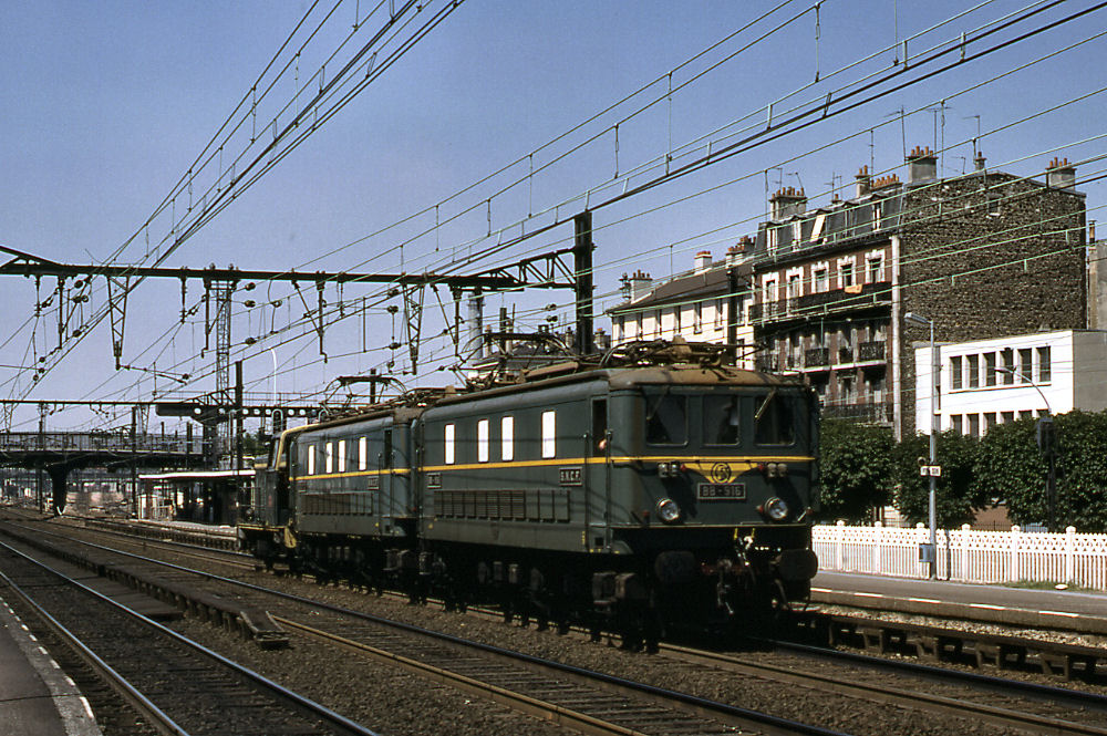 BB 916 + BB 922 + Y 51105