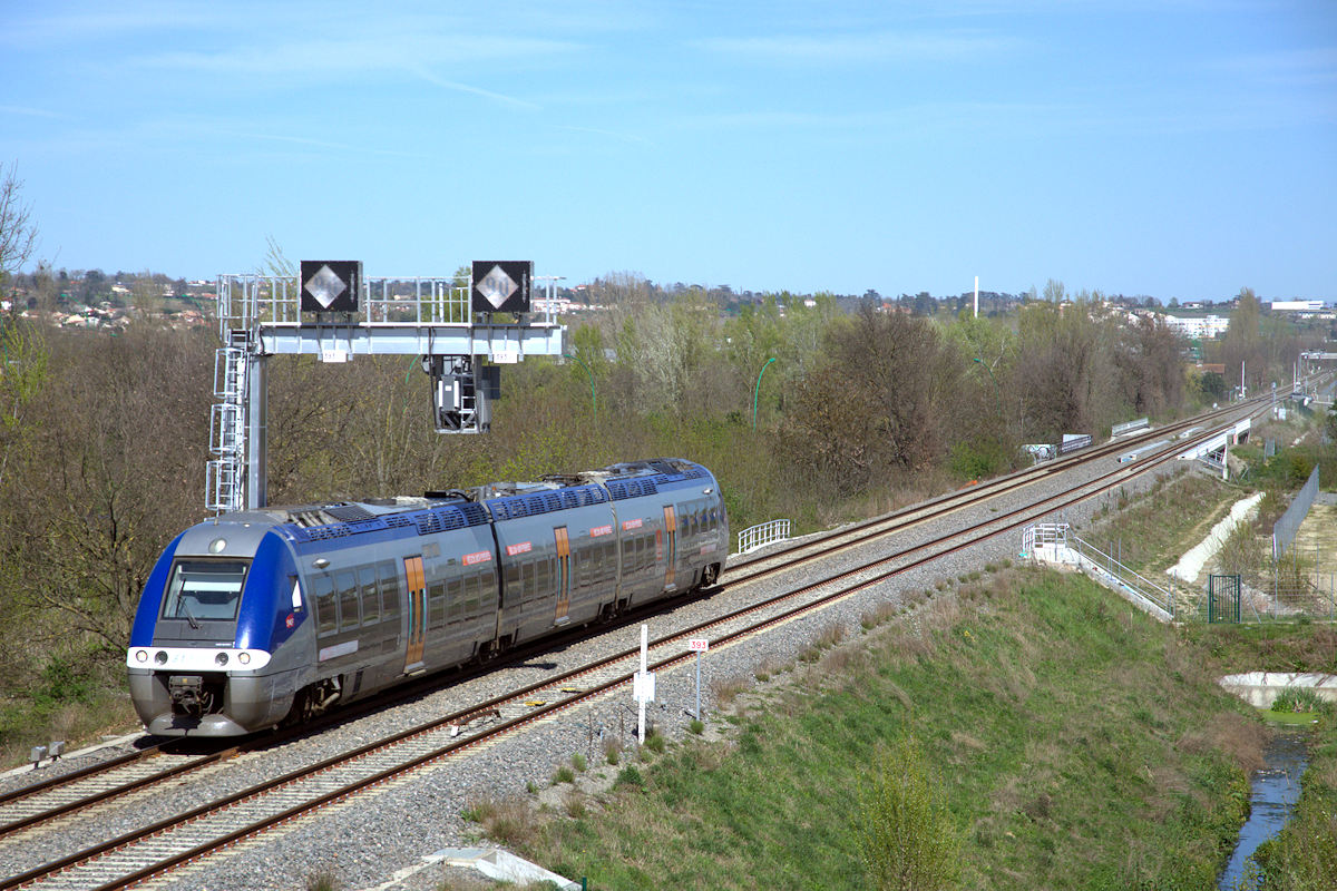 B 81550/B 81549/B 81550 MIDI-PYRÉNÉES